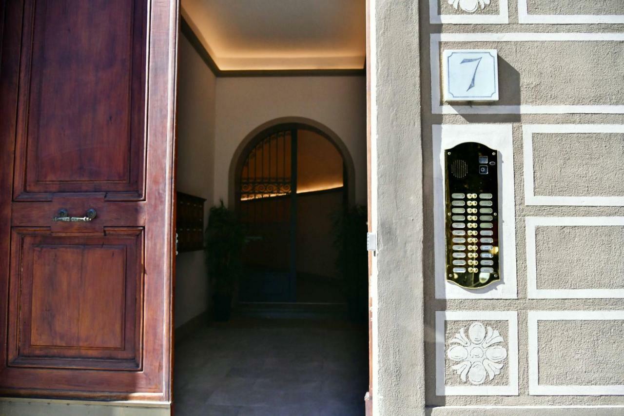 La Croce D'Oro Santa Croce Suite Apartments Florence Exterior photo